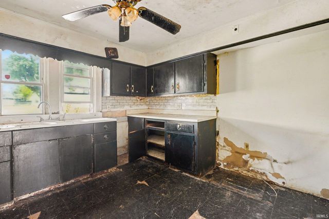 540 Goshen Avenue, Elkhart, IN 46516