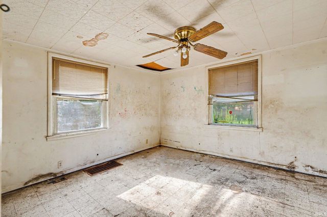 540 Goshen Avenue, Elkhart, IN 46516