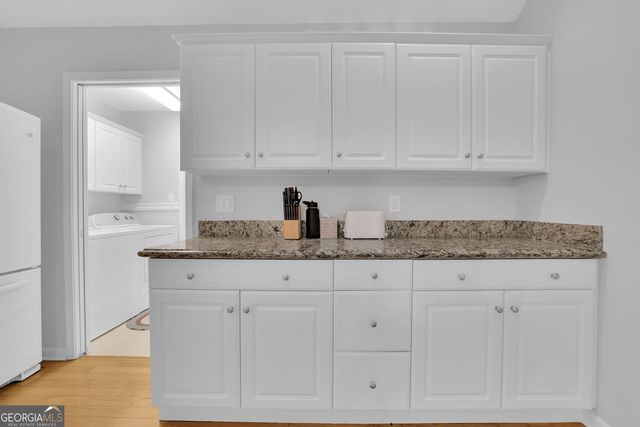 6112 Menlow Court, Cumming, GA 30041