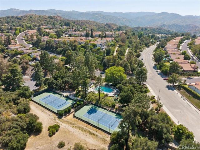 23491 Thornewood, Newhall, CA 91321