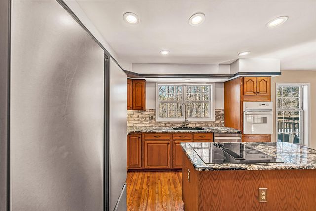 3120 Carvins Cove RD, Salem, VA 24153