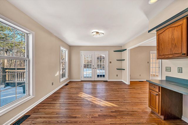 3120 Carvins Cove RD, Salem, VA 24153