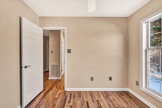 3120 Carvins Cove RD, Salem, VA 24153