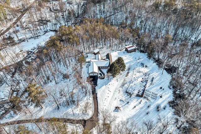 3120 Carvins Cove RD, Salem, VA 24153