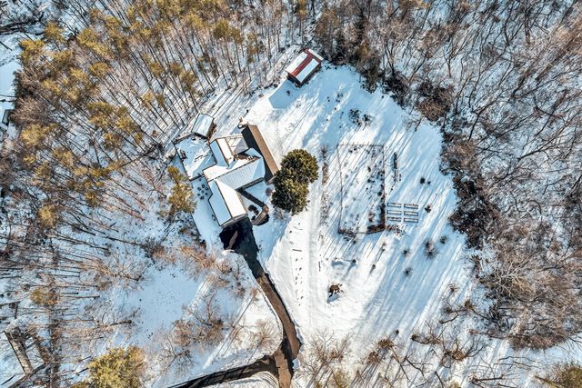 3120 Carvins Cove RD, Salem, VA 24153