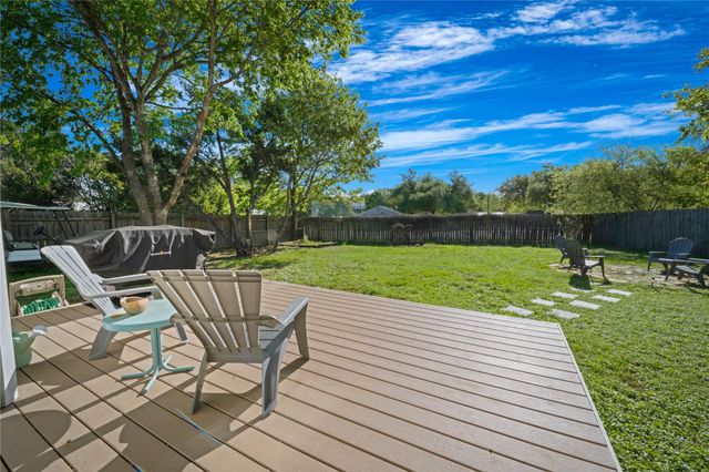 131 CAMPFIRE CIR, Wimberley, TX 78676