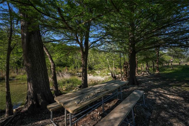 131 CAMPFIRE CIR, Wimberley, TX 78676