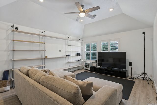 515 White Cyn, San Antonio, TX 78260