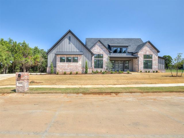 14117 North Ridge Drive, Choctaw, OK 73020