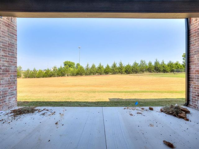14117 North Ridge Drive, Choctaw, OK 73020