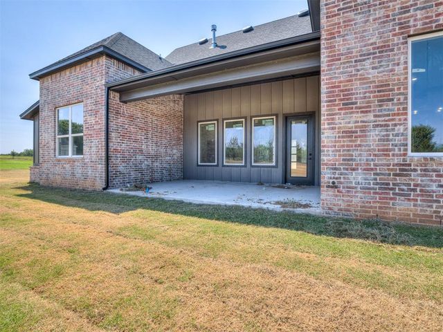 14117 North Ridge Drive, Choctaw, OK 73020
