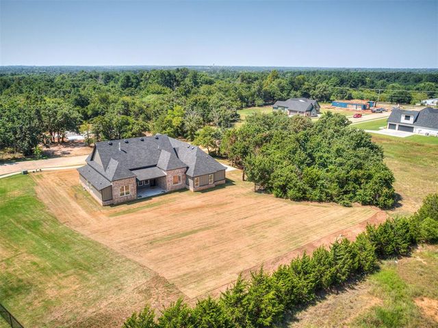 14117 North Ridge Drive, Choctaw, OK 73020