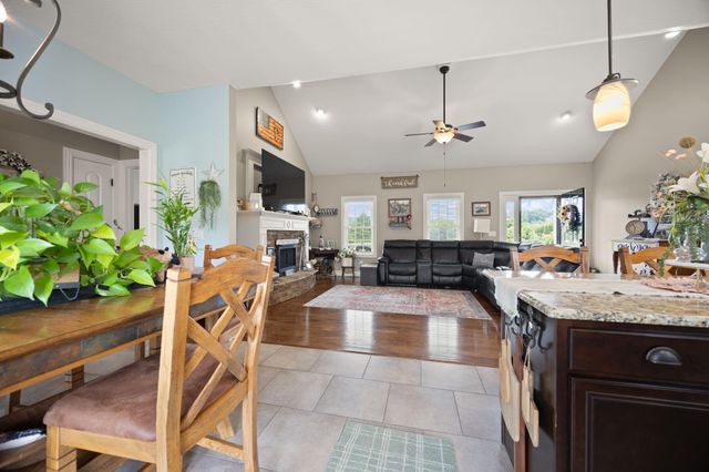176 Wetland Drive, Jamestown, KY 42629