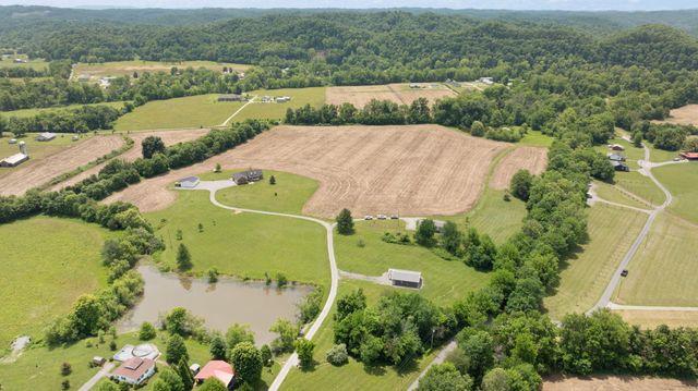 176 Wetland Drive, Jamestown, KY 42629