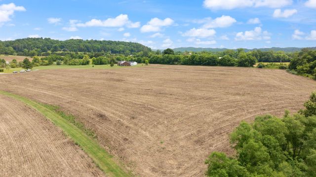 176 Wetland Drive, Jamestown, KY 42629