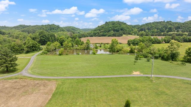 176 Wetland Drive, Jamestown, KY 42629