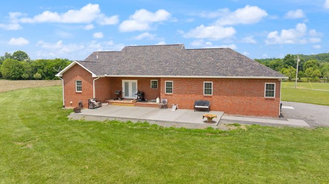 176 Wetland Drive, Jamestown, KY 42629