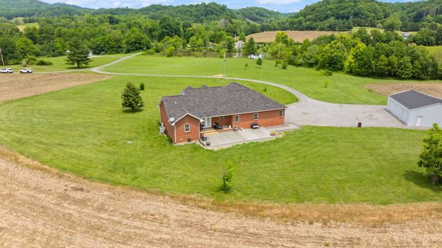 176 Wetland Drive, Jamestown, KY 42629