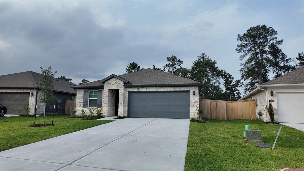 16241 Parish Pointe Court, Conroe, TX 77302