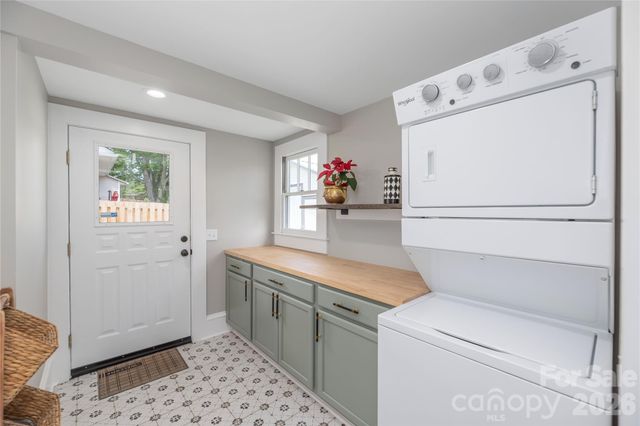 163 Pharr Street, Canton, NC 28716