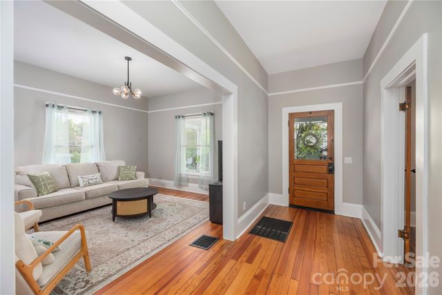 163 Pharr Street, Canton, NC 28716