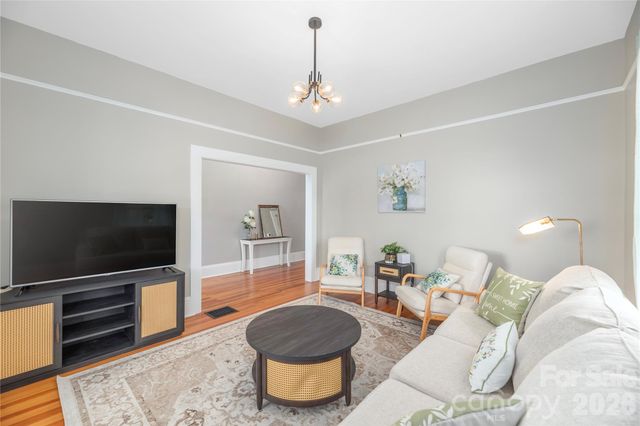 163 Pharr Street, Canton, NC 28716