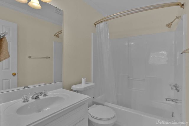 5337 S Lakeshore Drive, Shreveport, LA 71109