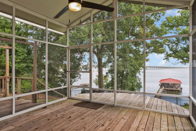 5337 S Lakeshore Drive, Shreveport, LA 71109