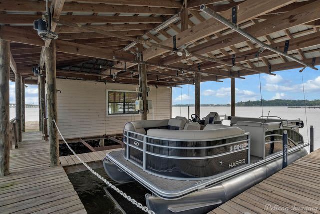 5337 S Lakeshore Drive, Shreveport, LA 71109