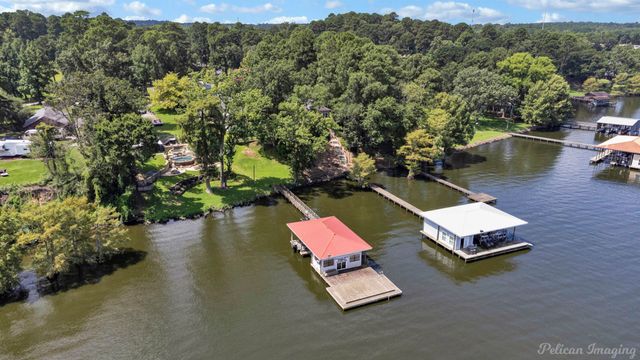 5337 S Lakeshore Drive, Shreveport, LA 71109
