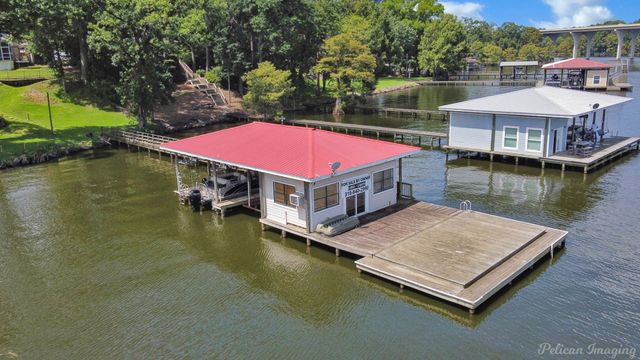 5337 S Lakeshore Drive, Shreveport, LA 71109