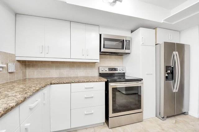 10372 Hammerly Boulevard 25, Houston, TX 77043