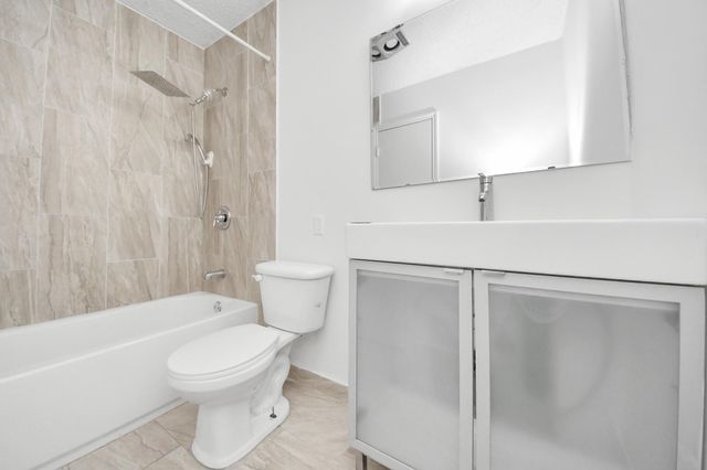 10372 Hammerly Boulevard 25, Houston, TX 77043