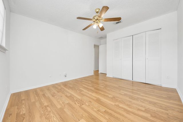 10372 Hammerly Boulevard 25, Houston, TX 77043