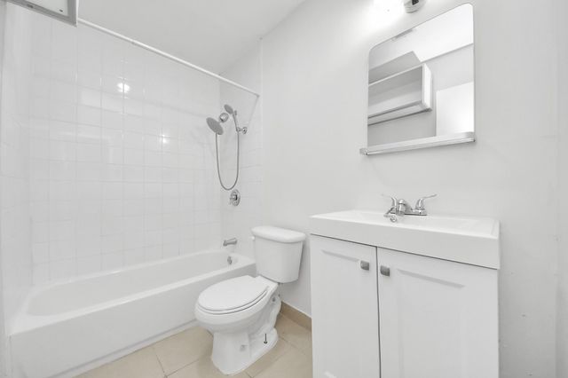 10372 Hammerly Boulevard 25, Houston, TX 77043