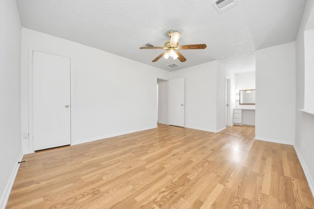 10372 Hammerly Boulevard 25, Houston, TX 77043