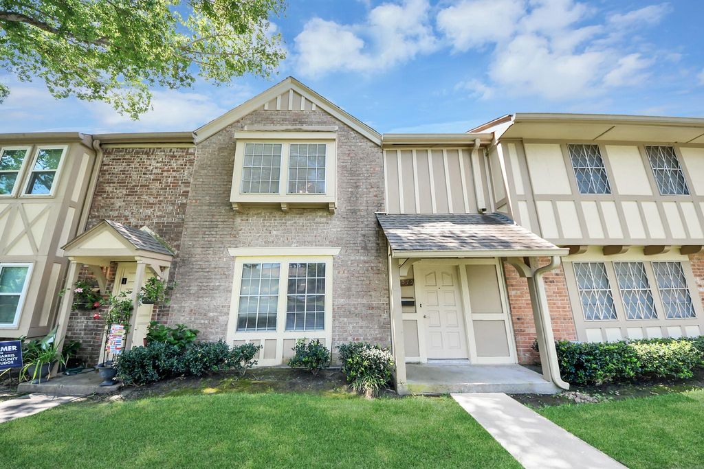 10372 Hammerly Boulevard 25, Houston, TX 77043
