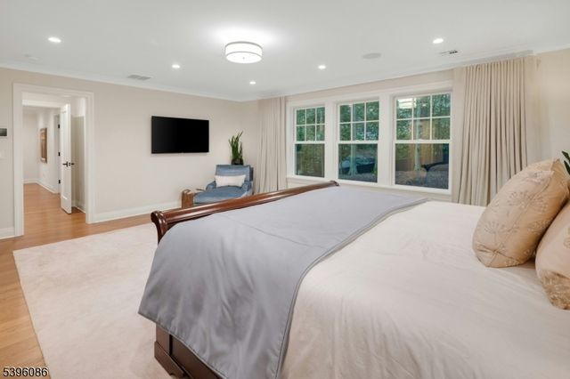 149 Hillcrest Ave, Summit City, NJ 07901