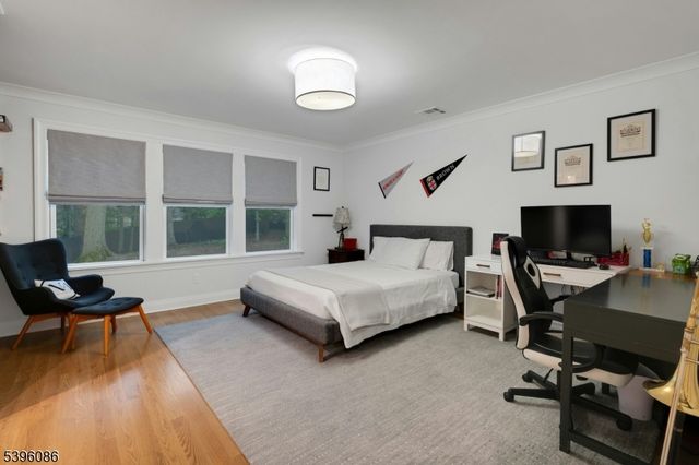 149 Hillcrest Ave, Summit City, NJ 07901