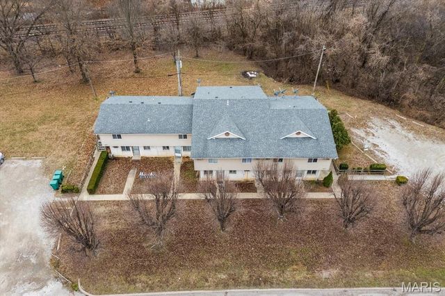 6500 Saint Clair Avenue, East St Louis, IL 62203