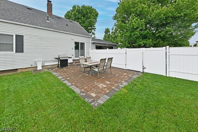 575 Allwood Rd, Clifton City, NJ 07012