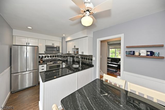 575 Allwood Rd, Clifton City, NJ 07012