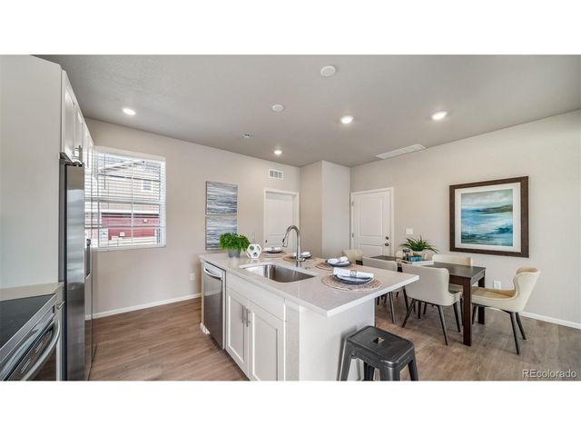 10125 Scranton Ct, Commerce City, CO 80022