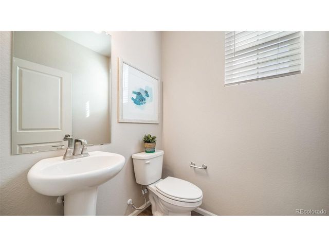 10125 Scranton Ct, Commerce City, CO 80022