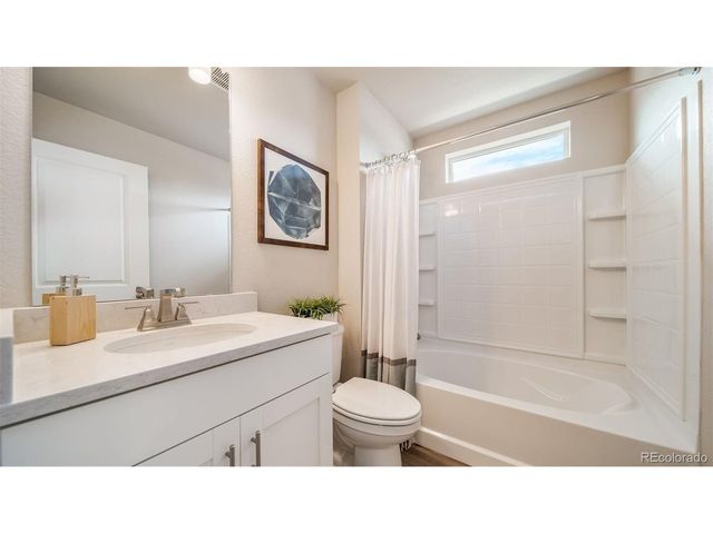 10125 Scranton Ct, Commerce City, CO 80022