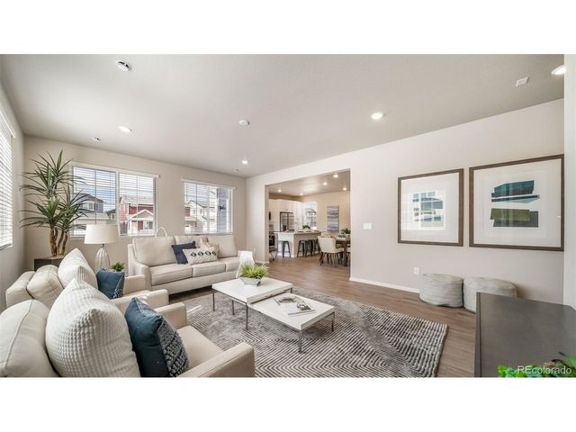 10125 Scranton Ct, Commerce City, CO 80022