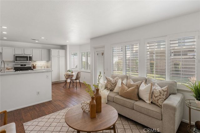 572 E Stephanie Drive, Covina, CA 91722