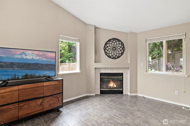 25920 202nd Avenue SE, Covington, WA 98042