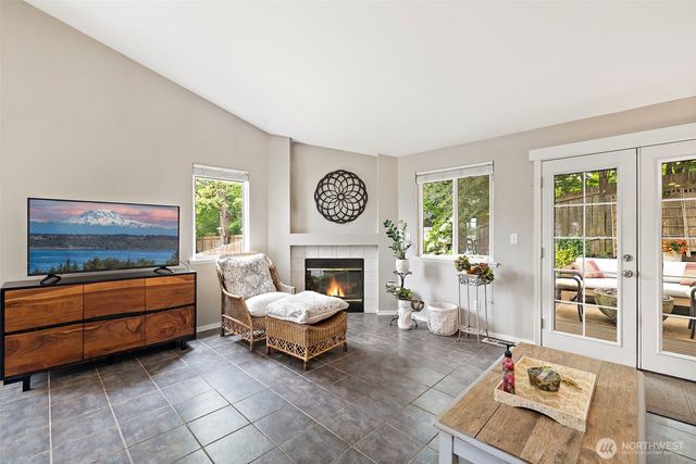 25920 202nd Avenue SE, Covington, WA 98042