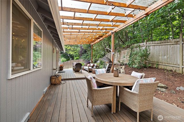 25920 202nd Avenue SE, Covington, WA 98042